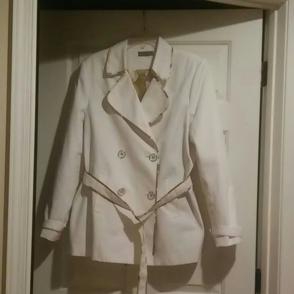 Double Breasted Spring Jacket/Stylish trim